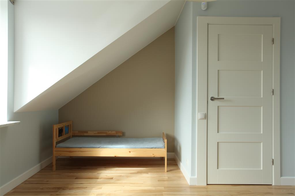 KIRKLAND PRIMED SHAKER 4P DOOR 80x32x42mm
